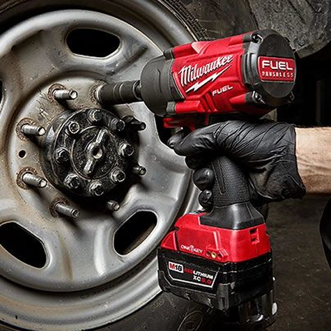 Motorcorp Solutions | Hub Dyno vs. Roller Dyno: The Science of Precision Tuning Explained